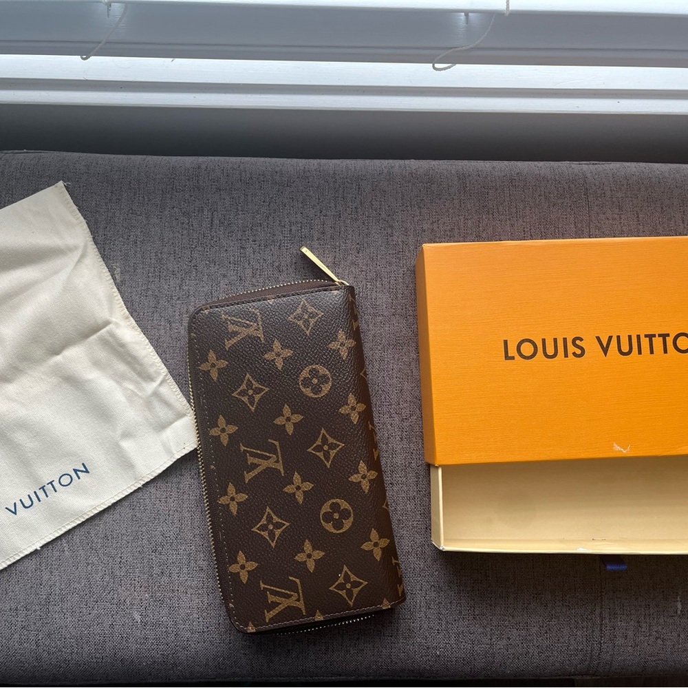 Louis Vuitton wallet